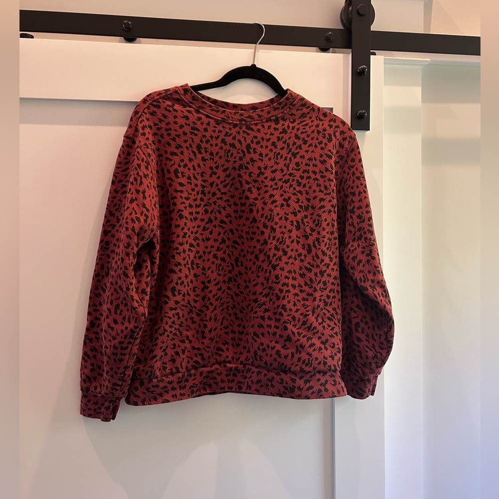 Leopard Crew Neck Sweater & Sweatpants les girls les boys matching set m - Picture 2 of 8